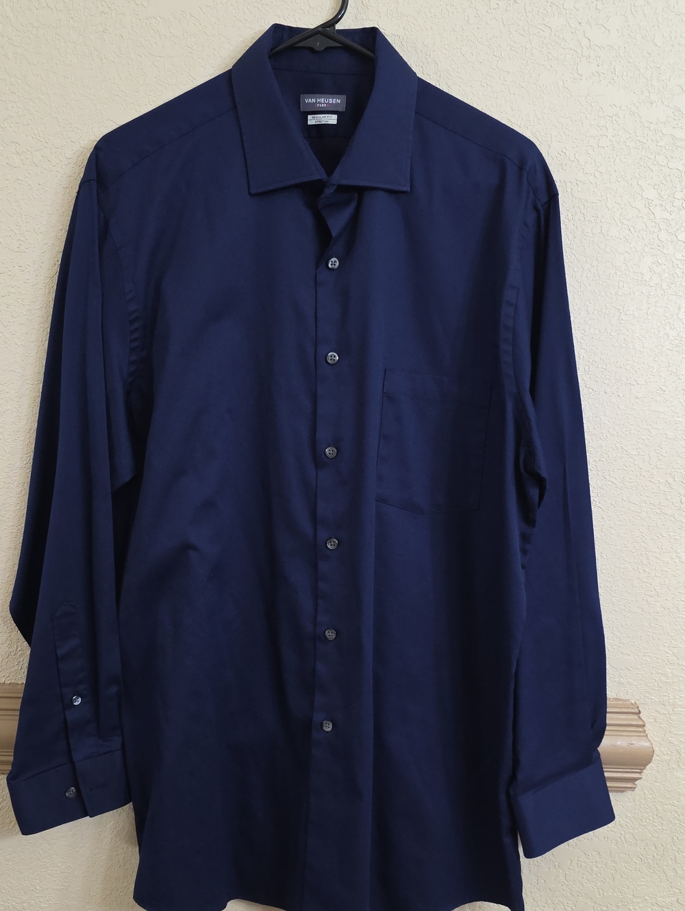 Van Heusen Flex Men's Dark Navy Dress Shirt